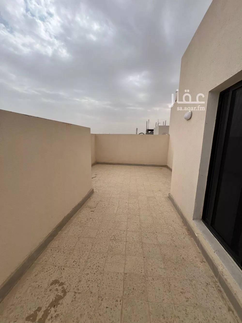 6 bedroom villa in Al Janadriyah 2