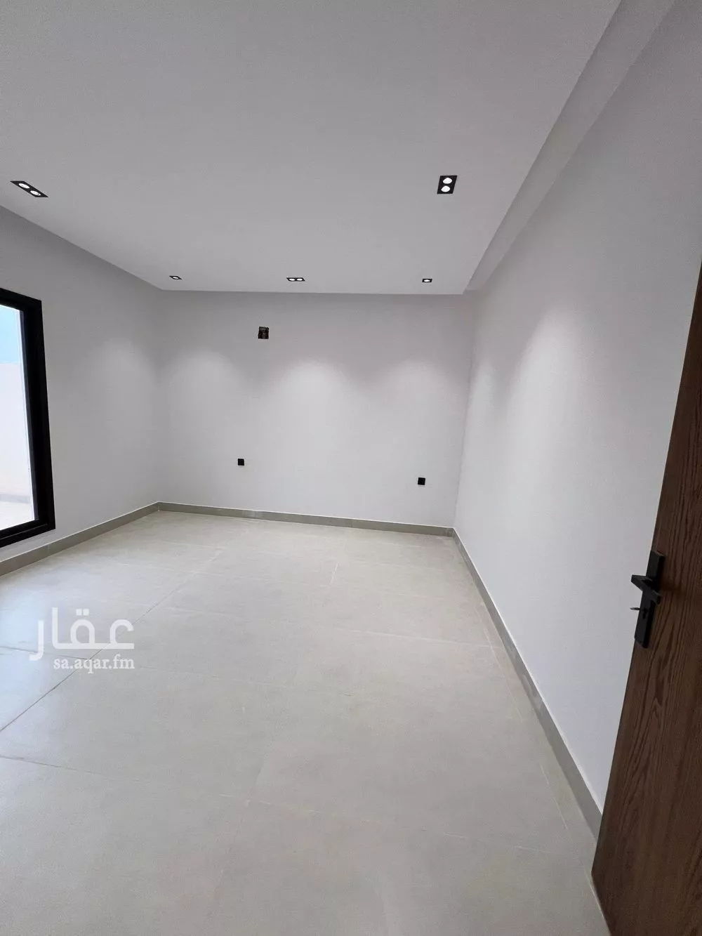6 bedroom villa in Al Janadriyah 12
