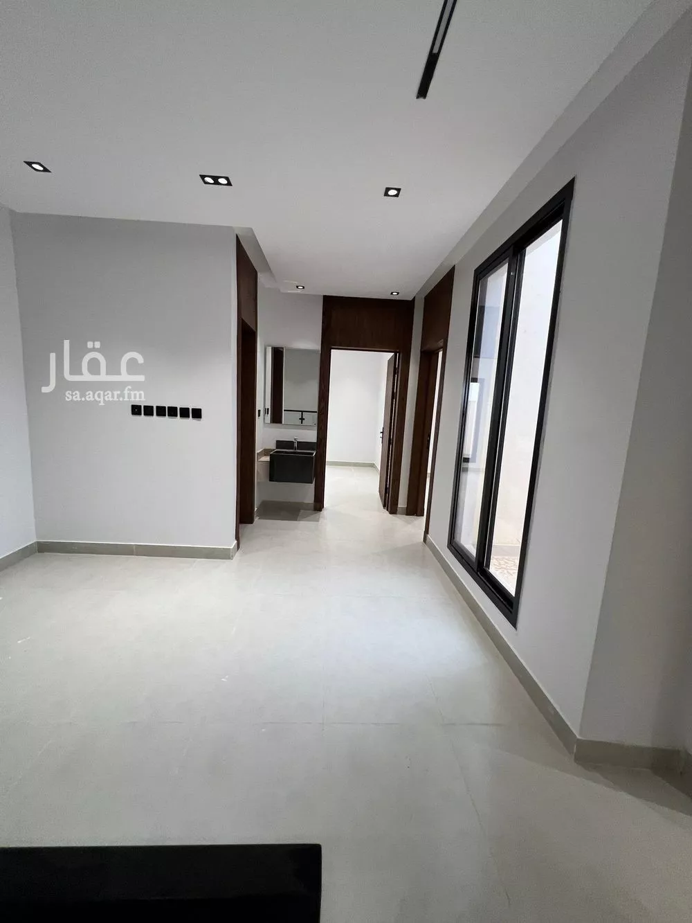 6 bedroom villa in Al Janadriyah 15