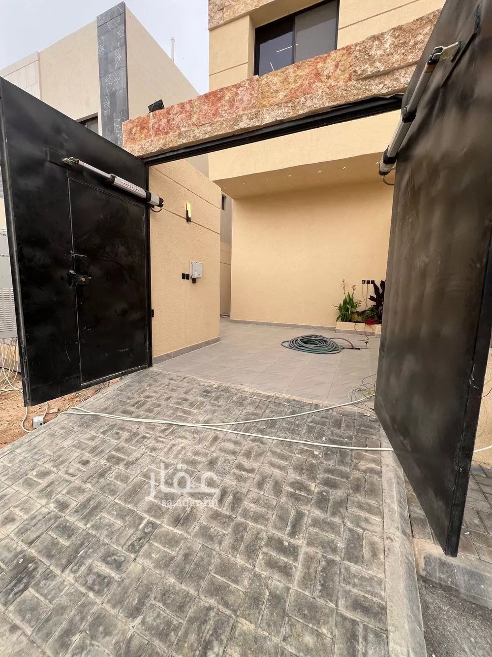 6 bedroom villa in Al Janadriyah 7