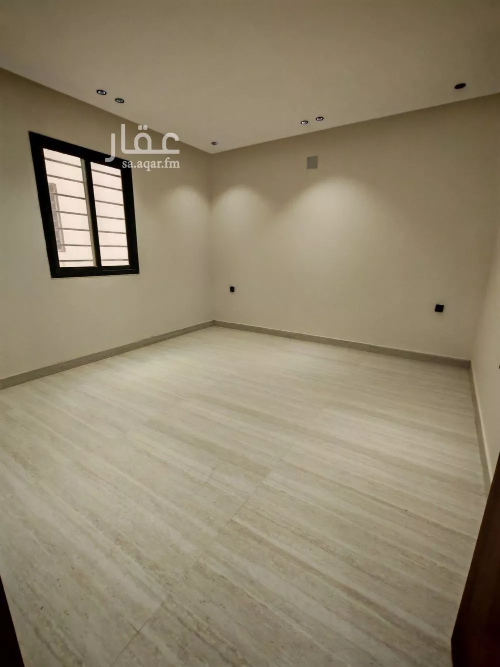 6 bedroom villa in Al Janadriyah 12
