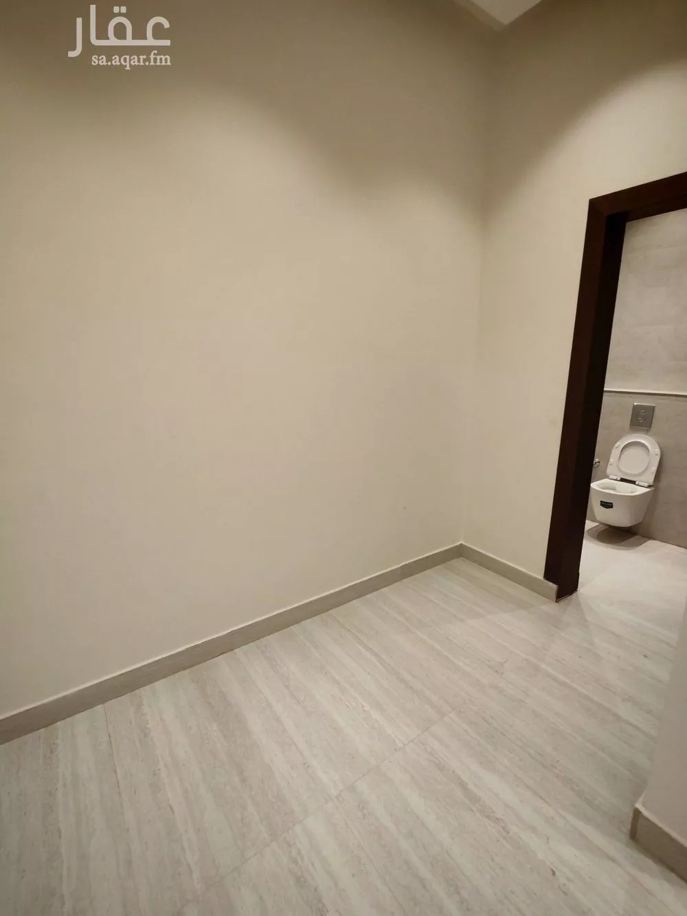 6 bedroom villa in Al Janadriyah 13