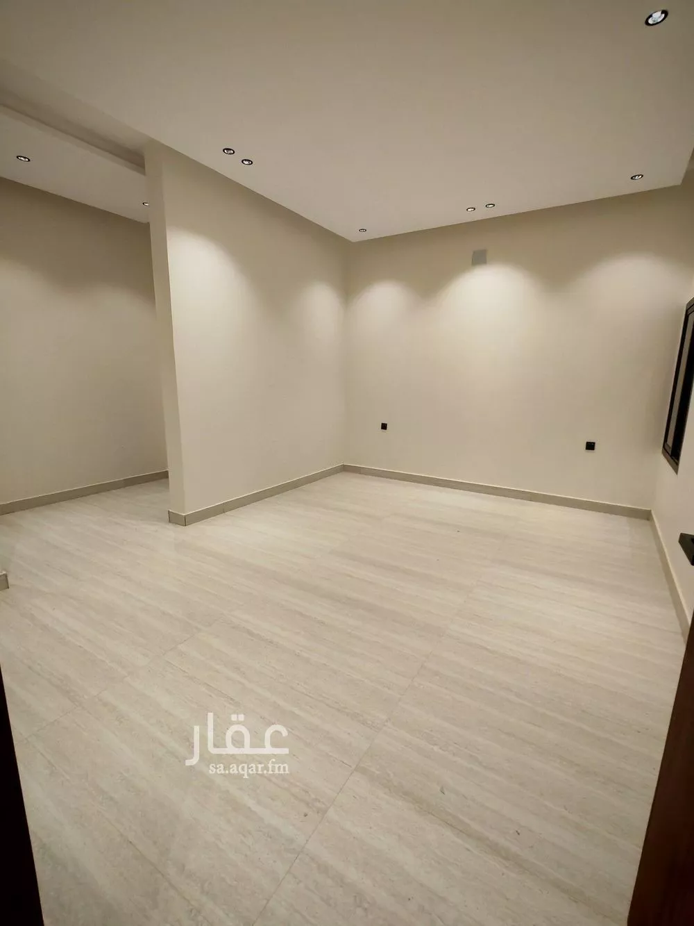 6 bedroom villa in Al Janadriyah 14