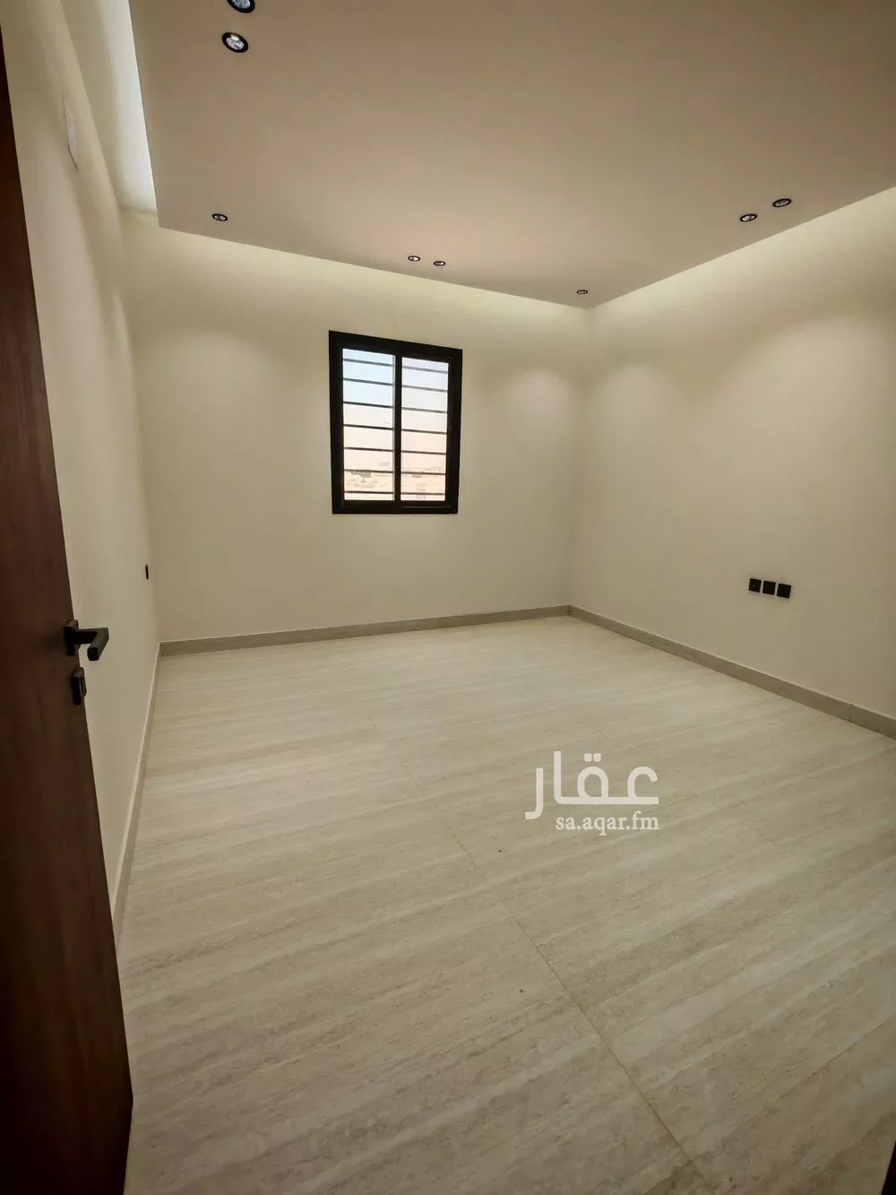 6 bedroom villa in Al Janadriyah 16