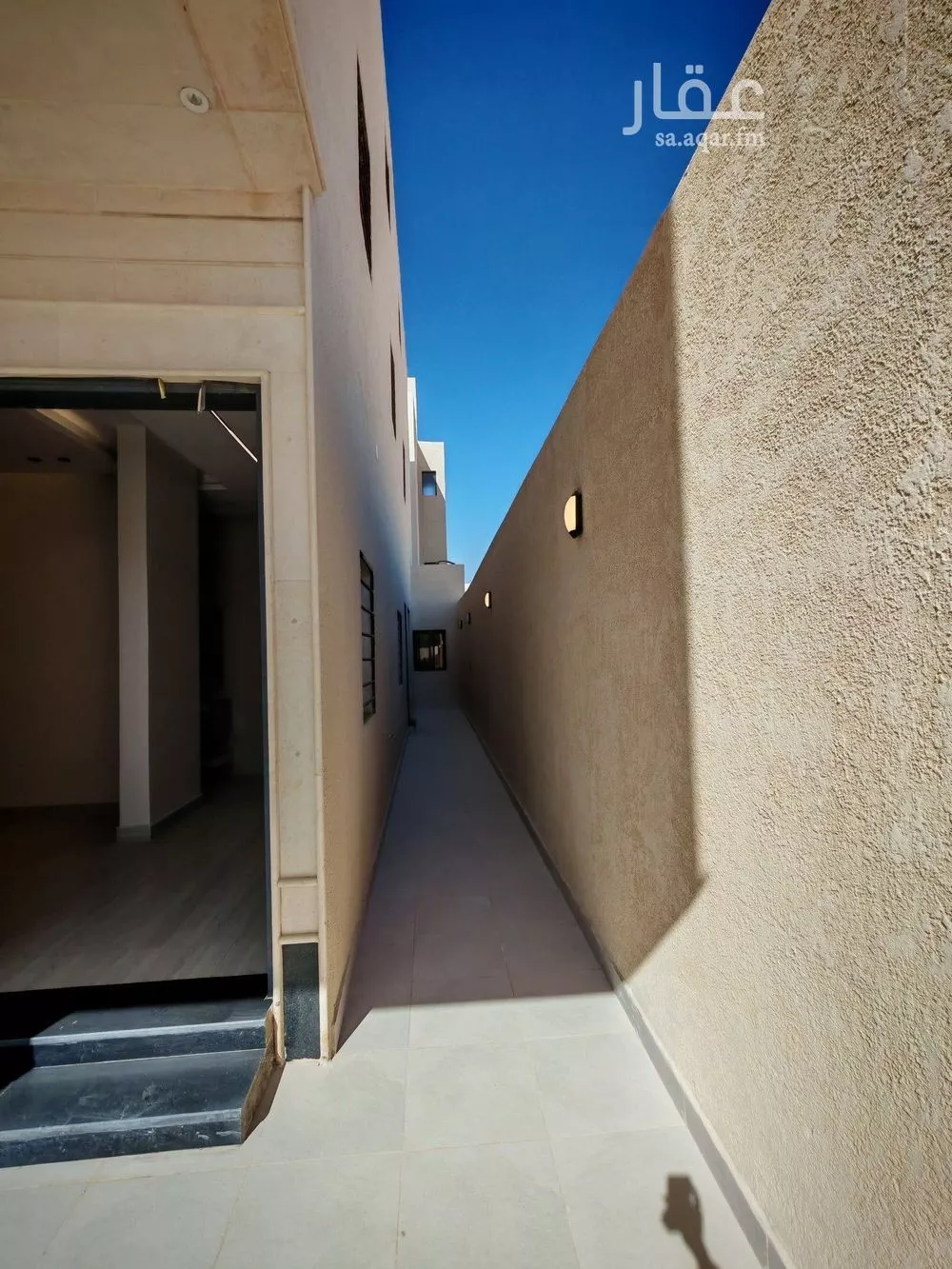 6 bedroom villa in Al Janadriyah 3