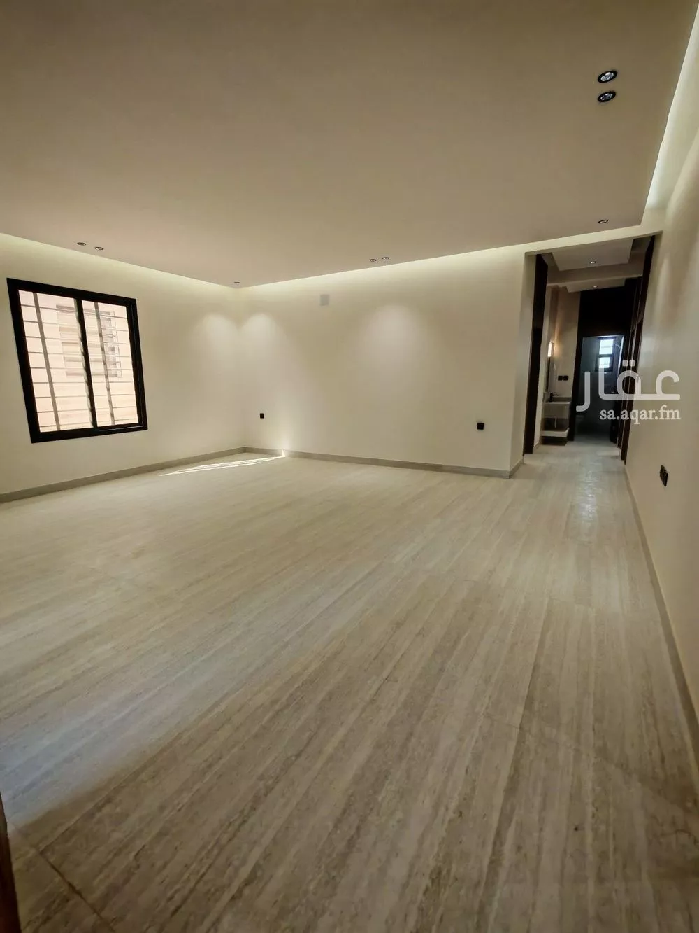 6 bedroom villa in Al Janadriyah 28