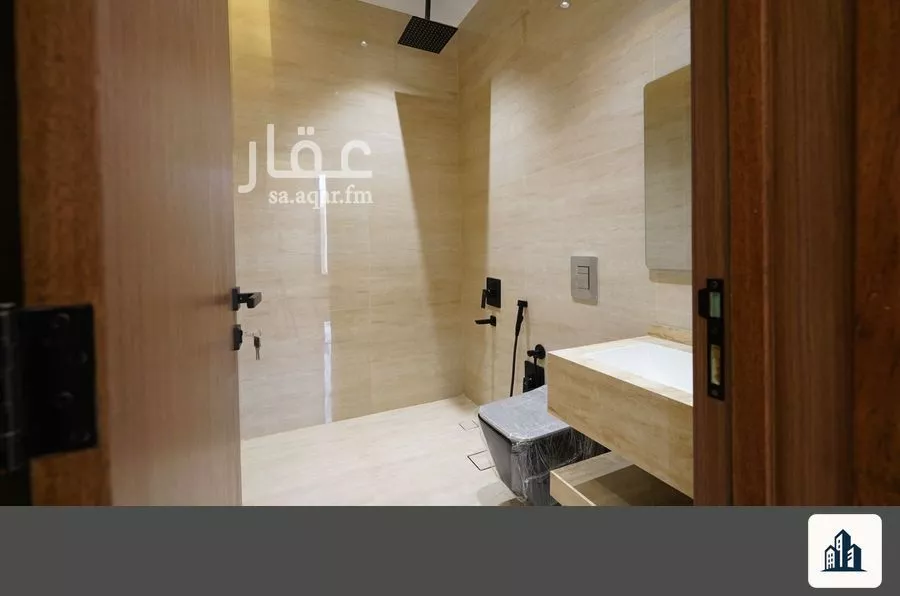 فيلا 7 غرف في النرجس 8