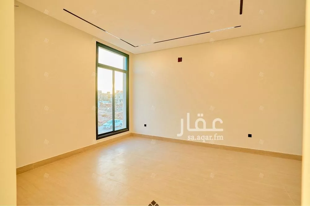 4 bedroom villa in Al Mahdiyyah 3