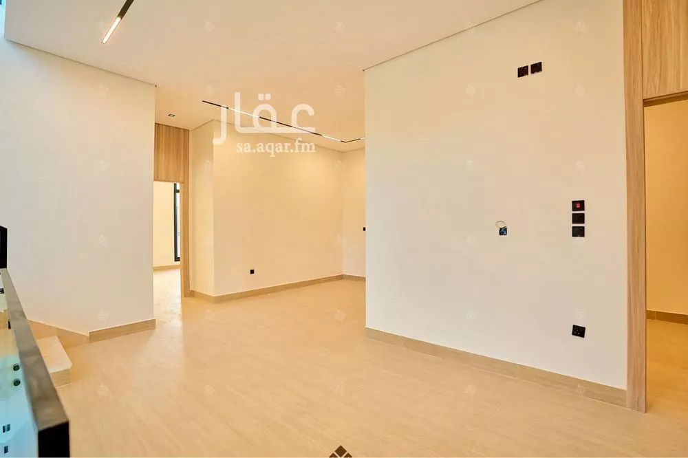 4 bedroom villa in Al Mahdiyyah 25