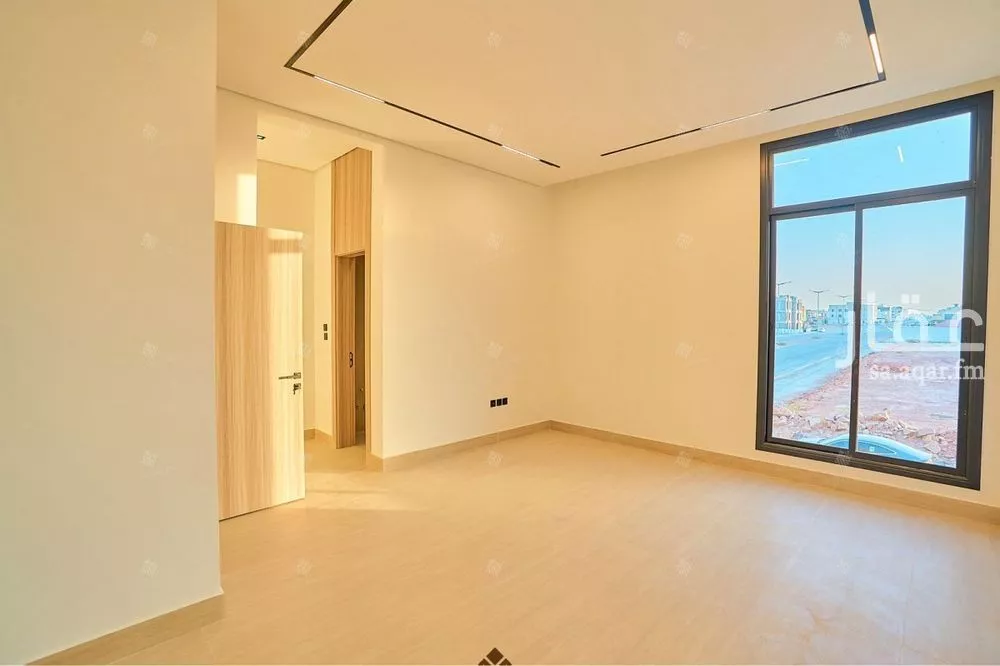 4 bedroom villa in Al Mahdiyyah 10