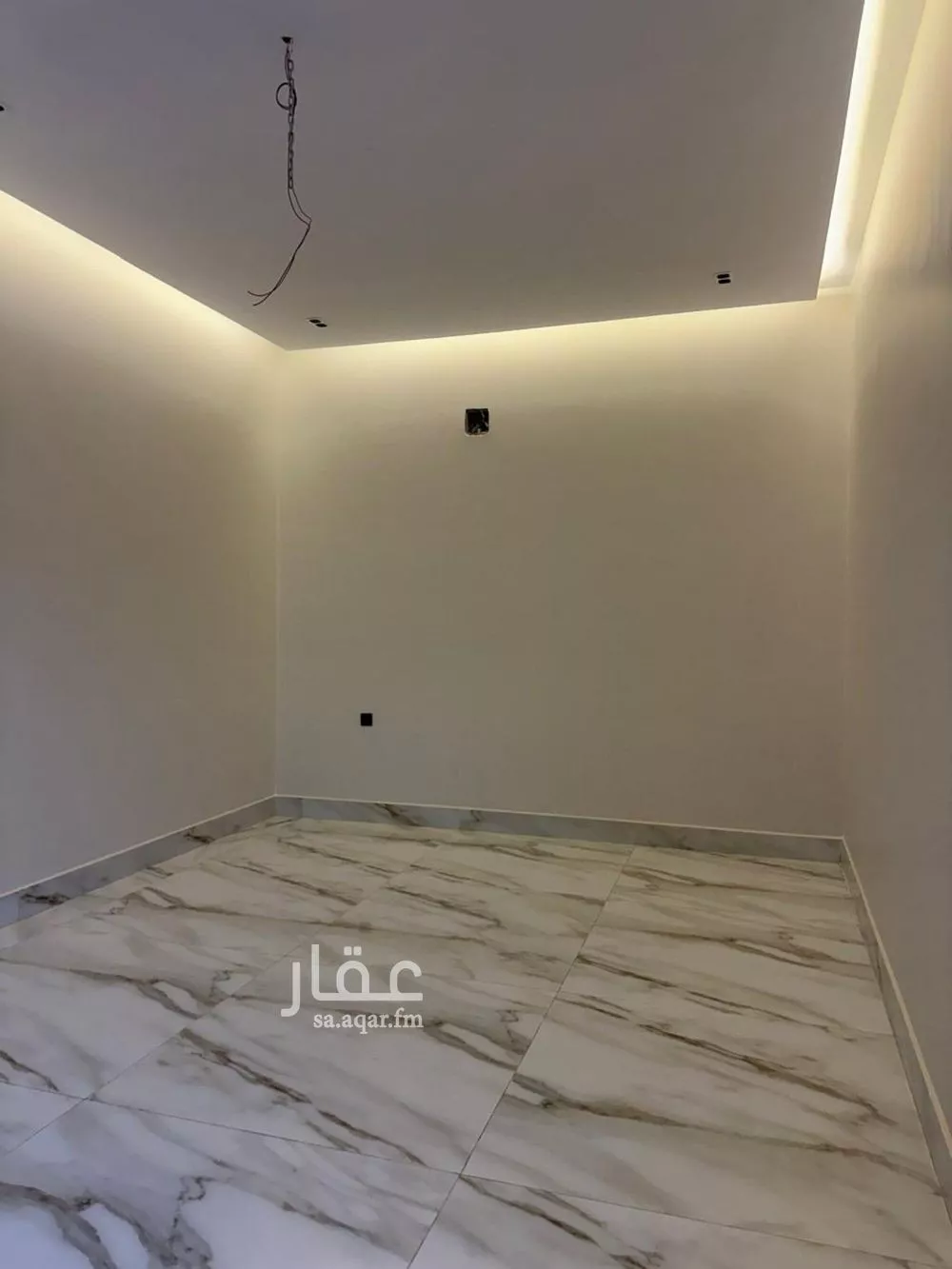 فيلا 5 غرف في العارض 15