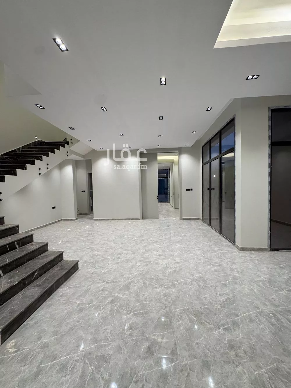 6 bedroom villa in King Faisal 15
