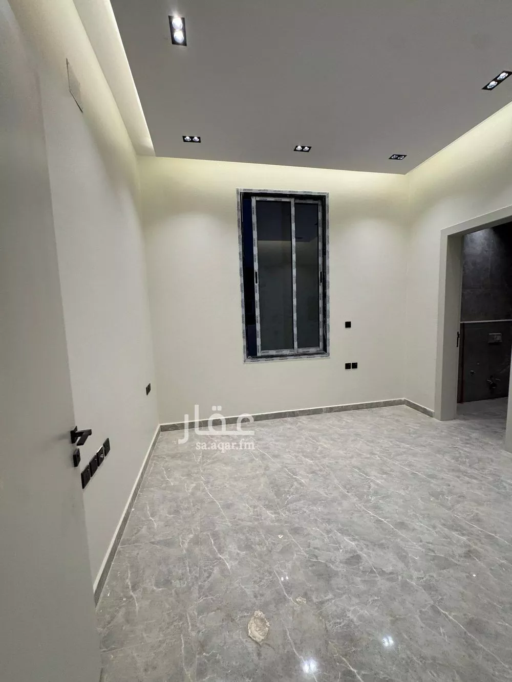 6 bedroom villa in King Faisal 19