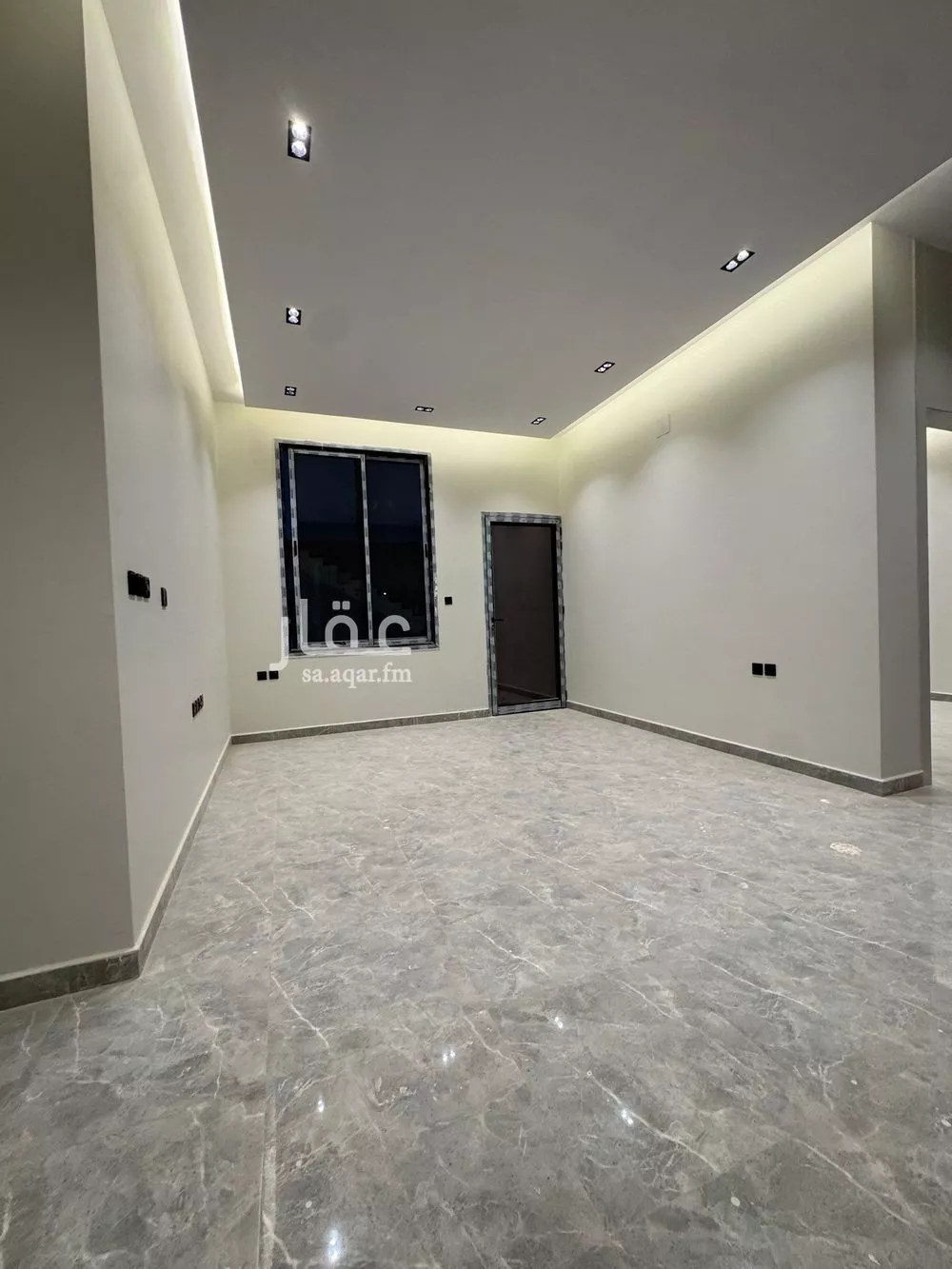 6 bedroom villa in King Faisal 22