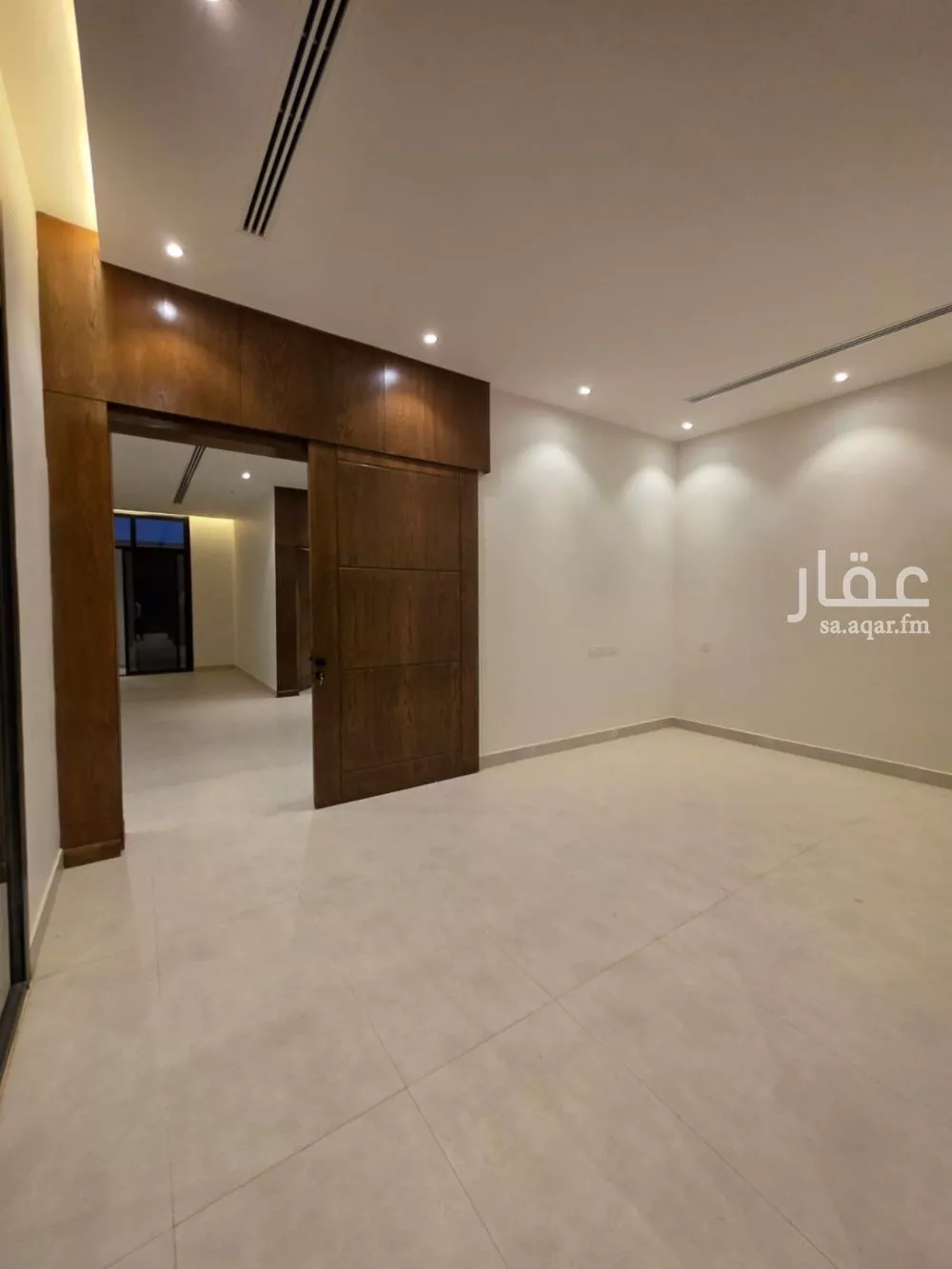 5 bedroom villa in Al Rimal 15