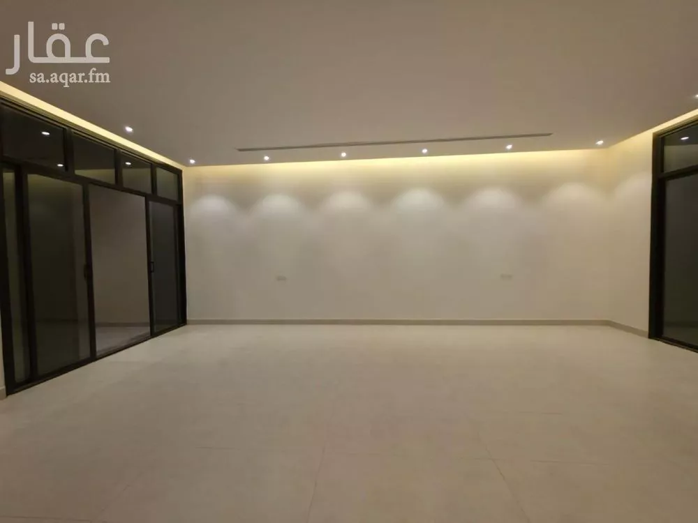 5 bedroom villa in Al Rimal 18