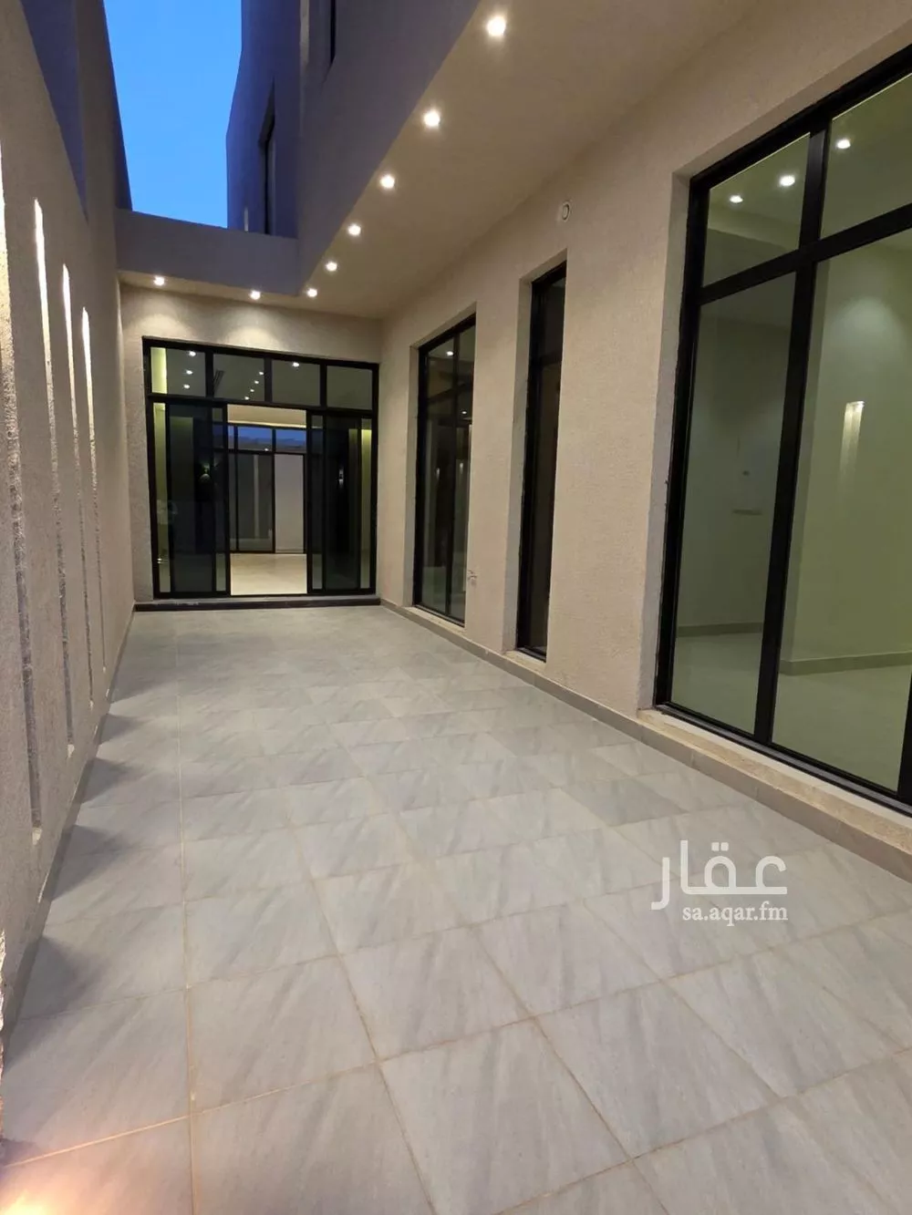5 bedroom villa in Al Rimal 7