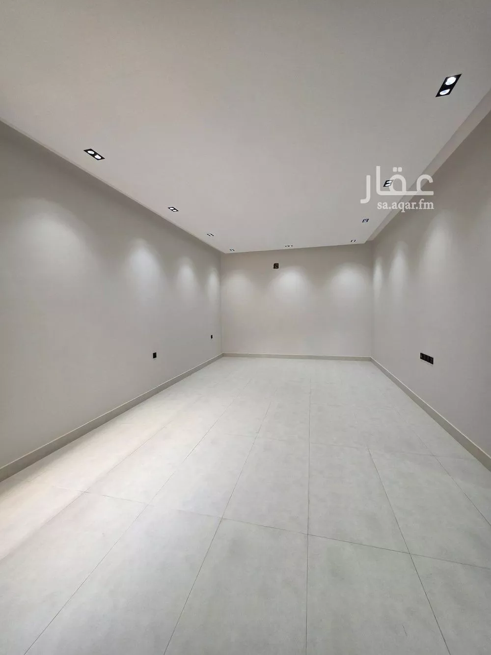 5 bedroom villa in Al Rimal 23