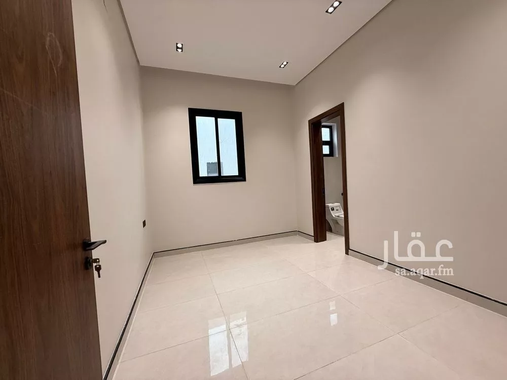 7 bedroom villa in Al Rimal 4