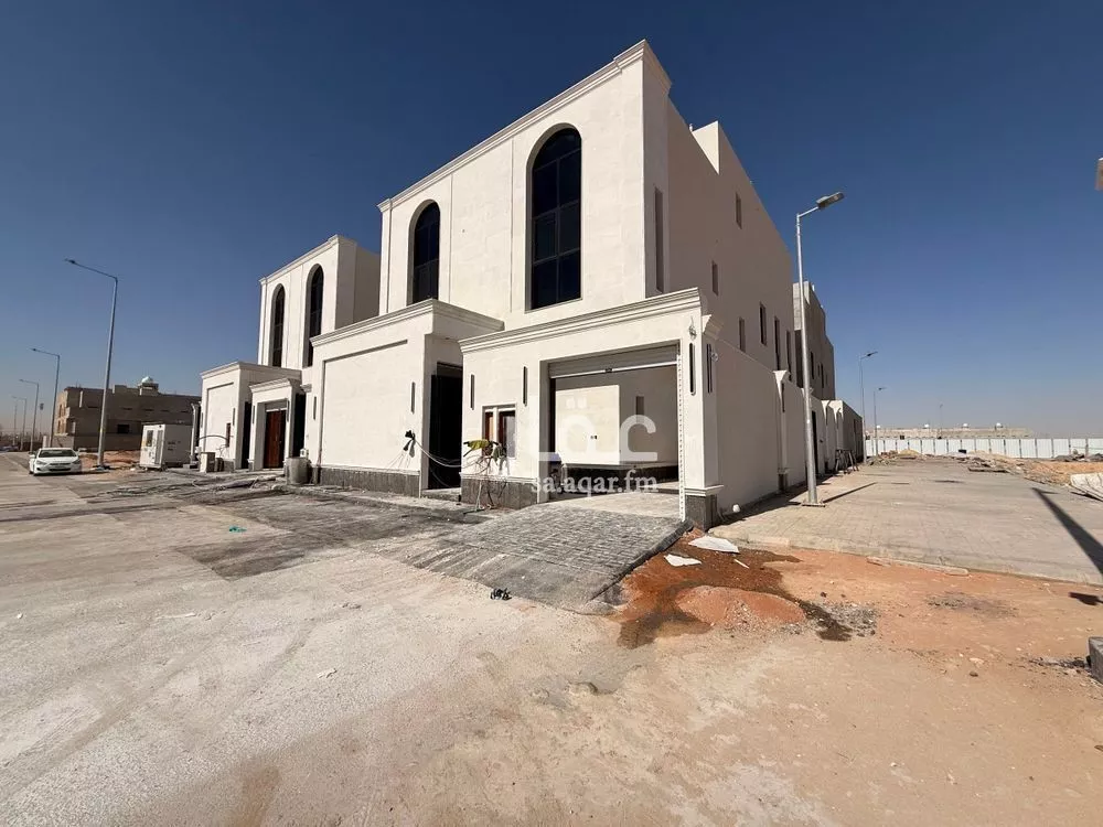 7 bedroom villa in Al Rimal 8