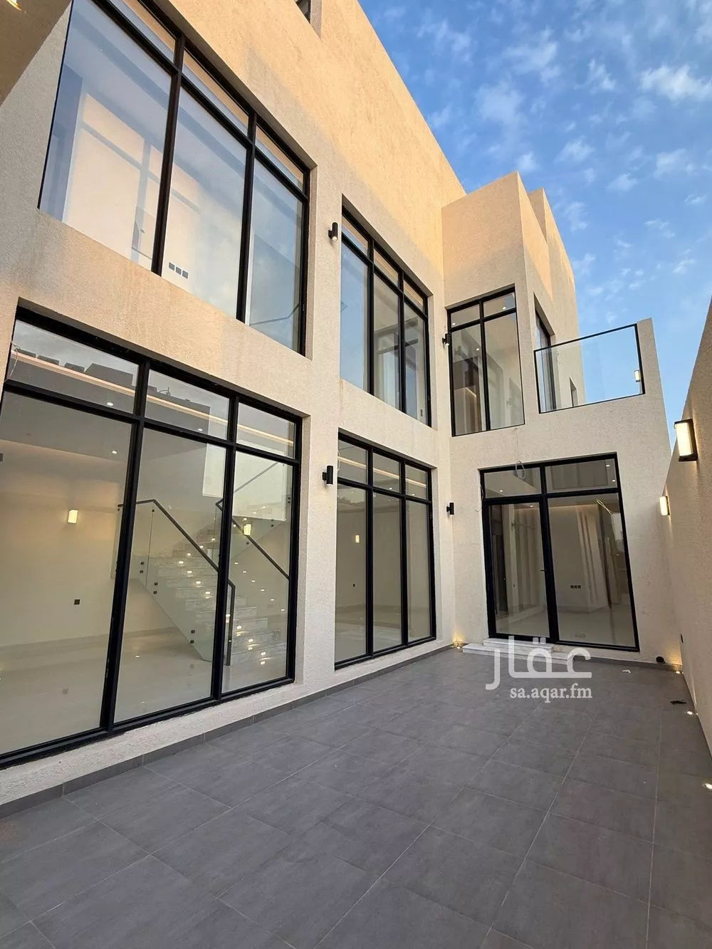 6 bedroom villa in Al Mahdiyyah 3