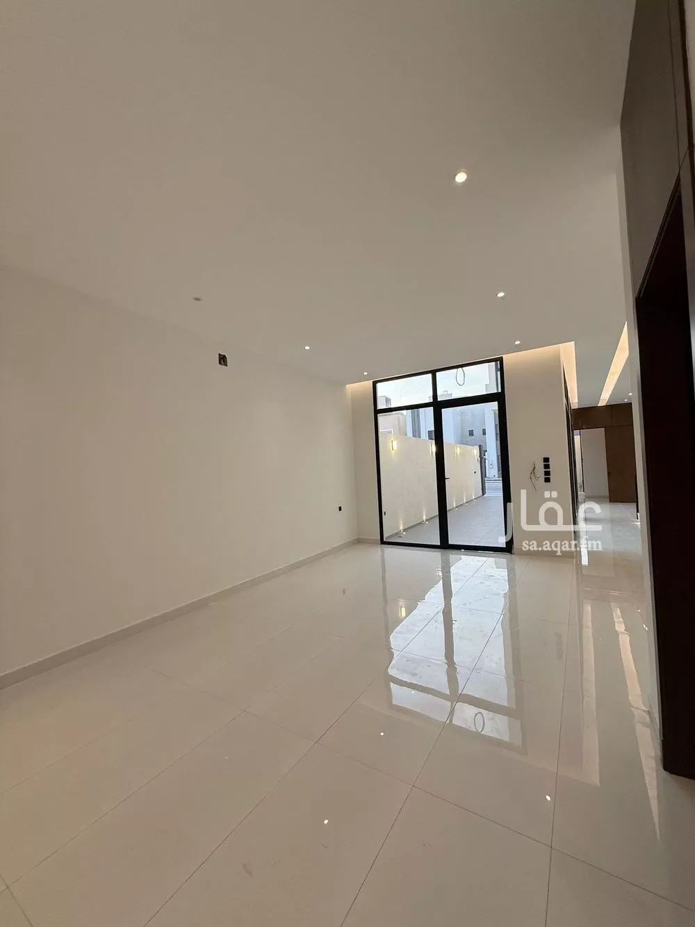 6 bedroom villa in Al Mahdiyyah 9