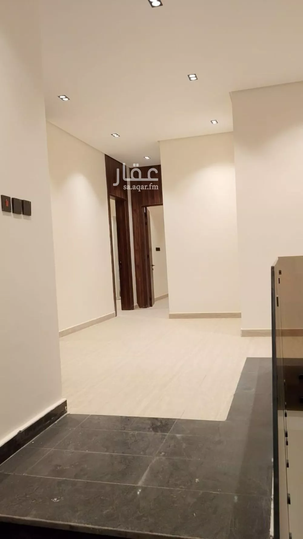 5 bedroom villa in Al Zahrah 10