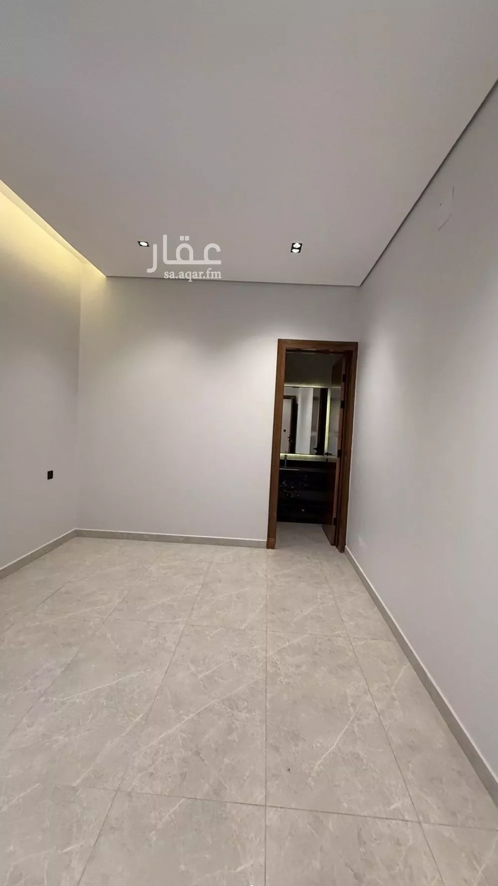 فيلا 6 غرف في المهدية 13