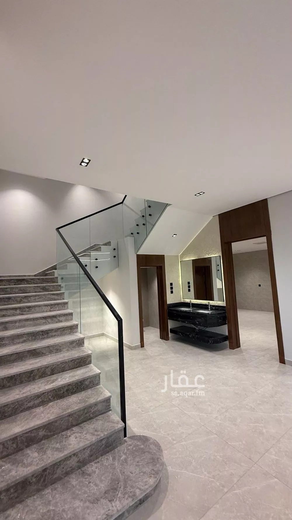 فيلا 6 غرف في المهدية 7