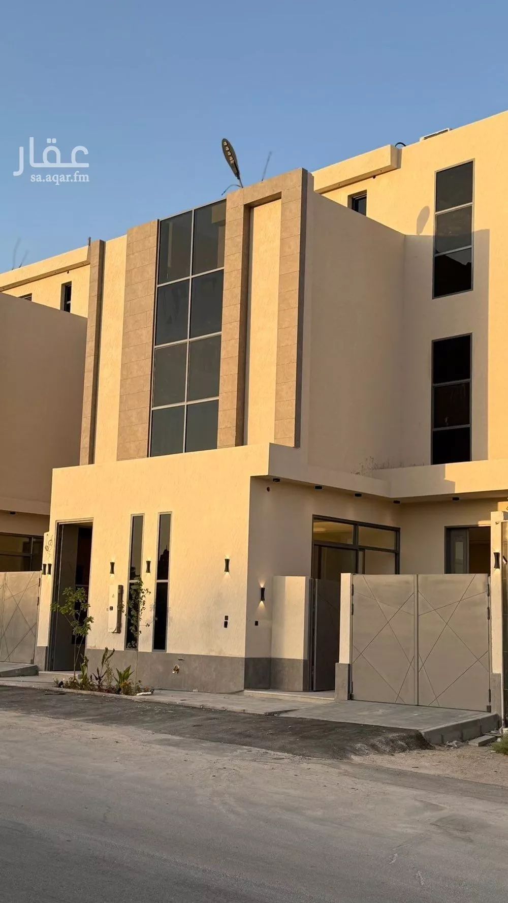 6 bedroom villa in Al Mahdiyyah 2