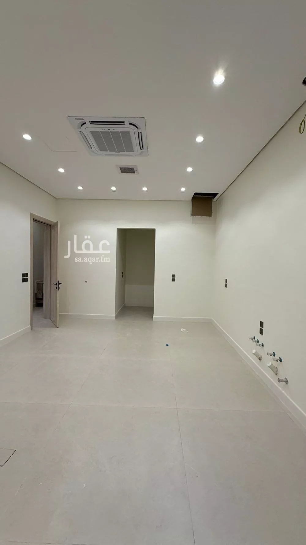 6 bedroom villa in Al Mahdiyyah 14