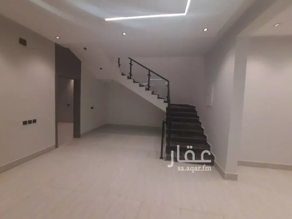 6 bedroom villa in Okaz 4