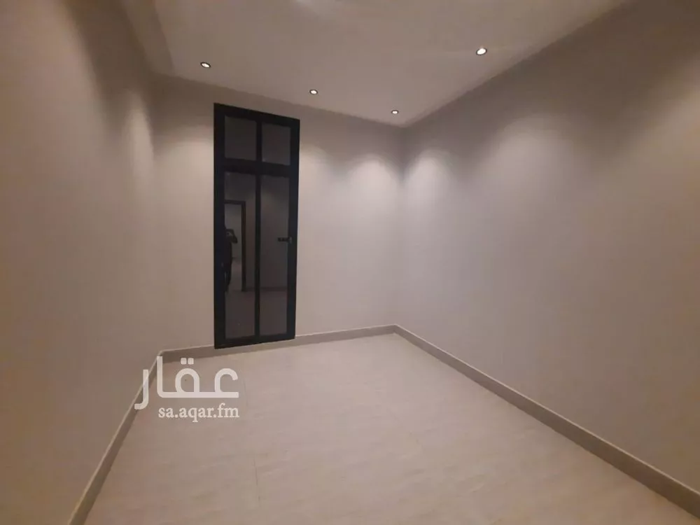 6 bedroom villa in Okaz 7