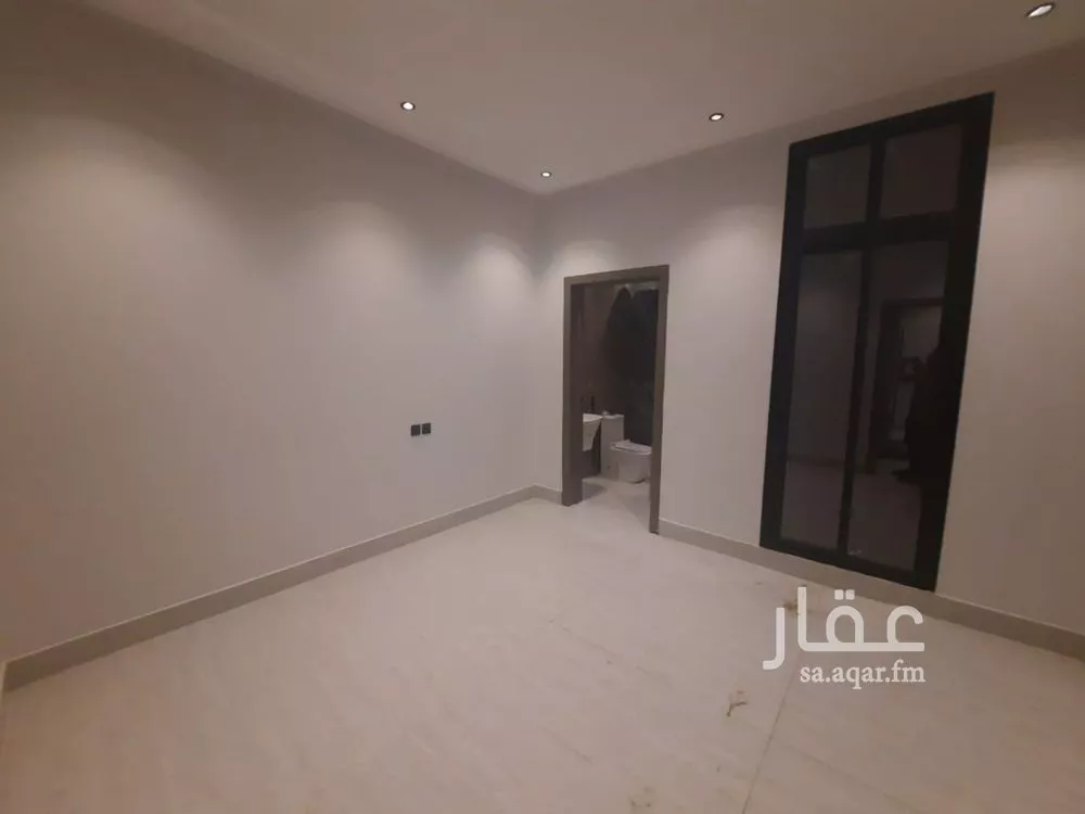 6 bedroom villa in Okaz 9