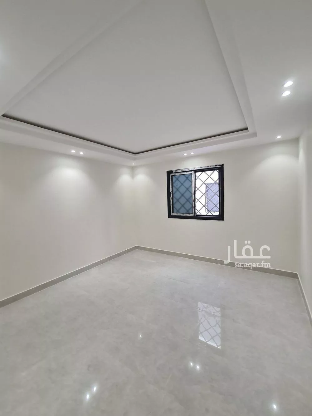 فيلا 5 غرف في بدر 12