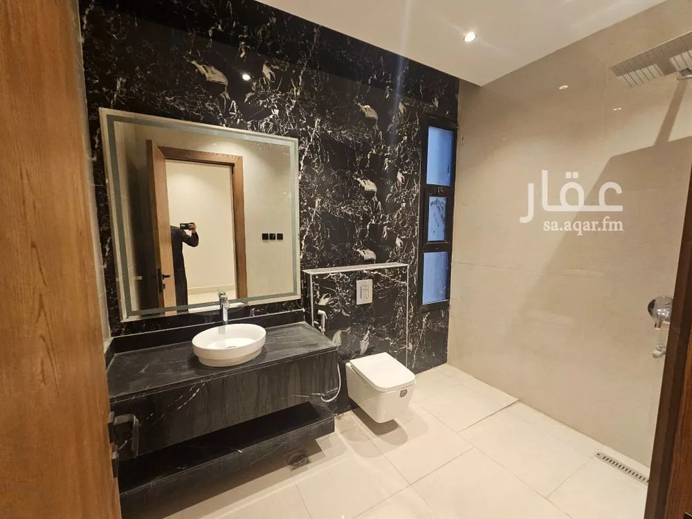فيلا 5 غرف في النرجس 12