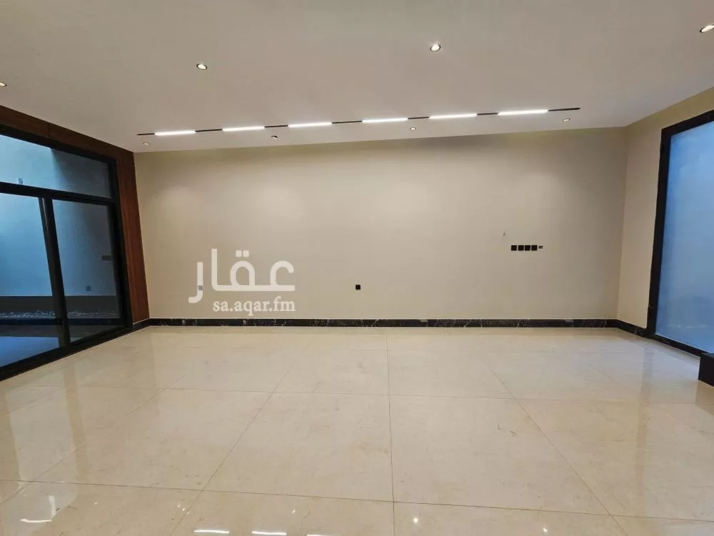 فيلا 5 غرف في النرجس 10