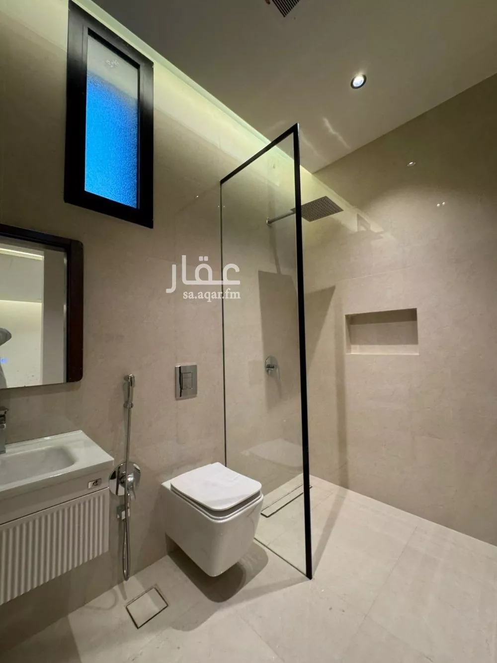 5 bedroom villa in Al Aridh 6