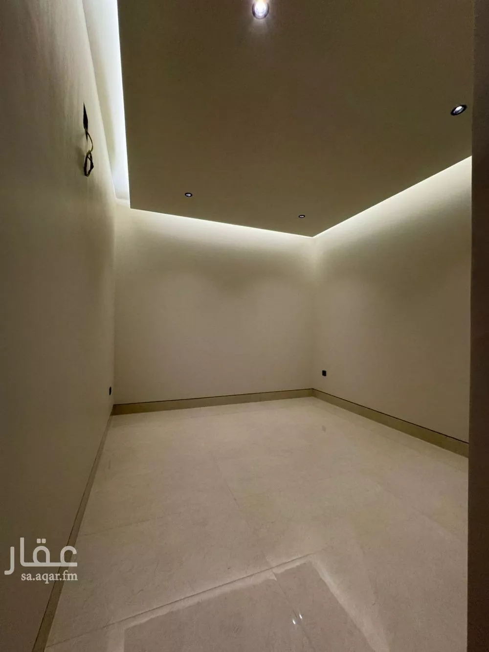 5 bedroom villa in Al Aridh 7