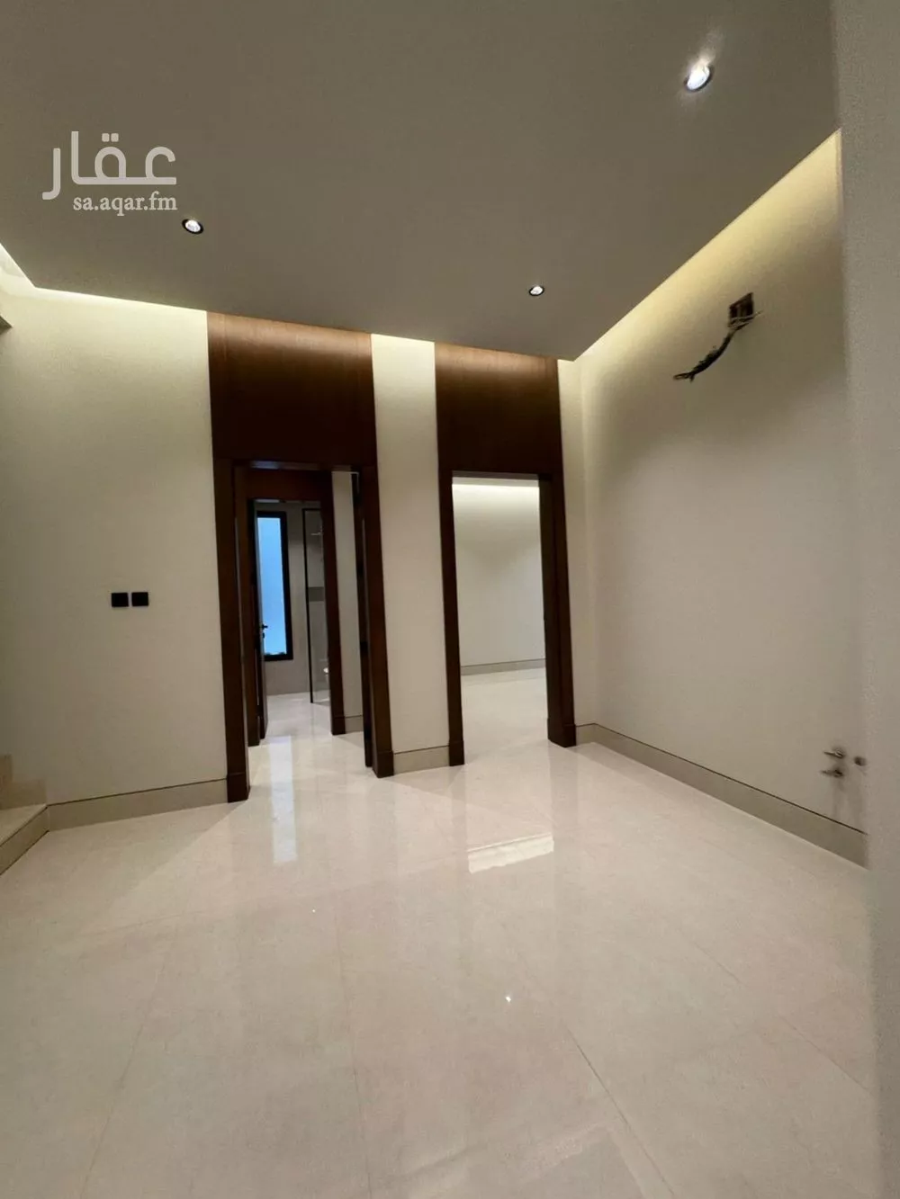 5 bedroom villa in Al Aridh 8