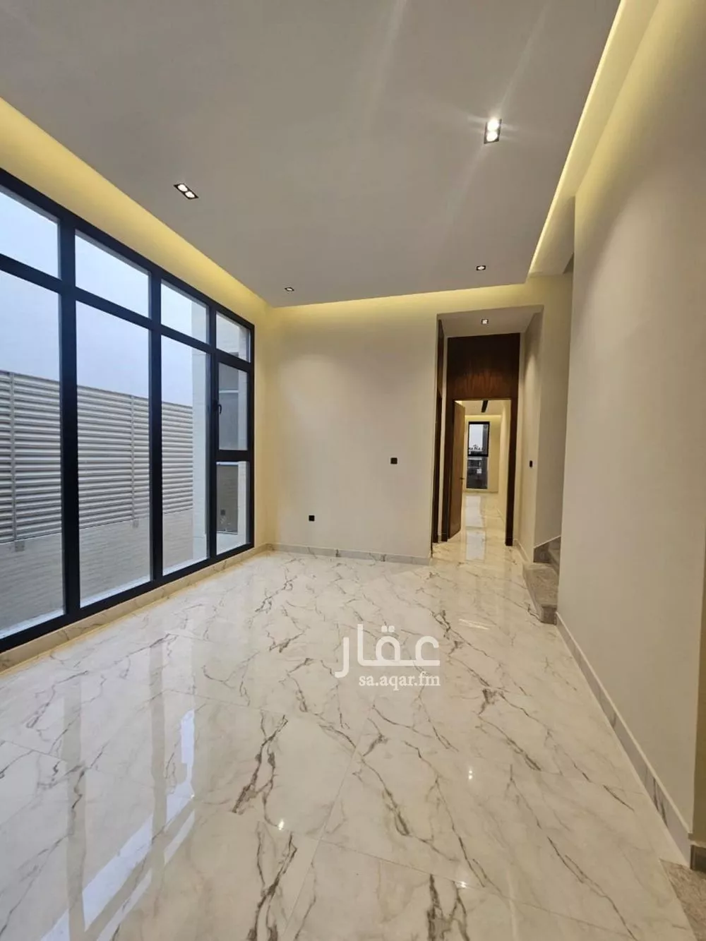 فيلا 5 غرف في النرجس 11