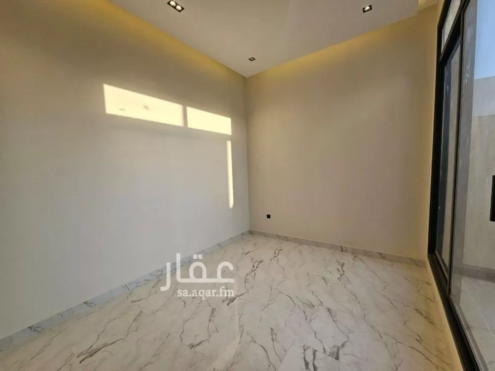 فيلا 5 غرف في النرجس 13