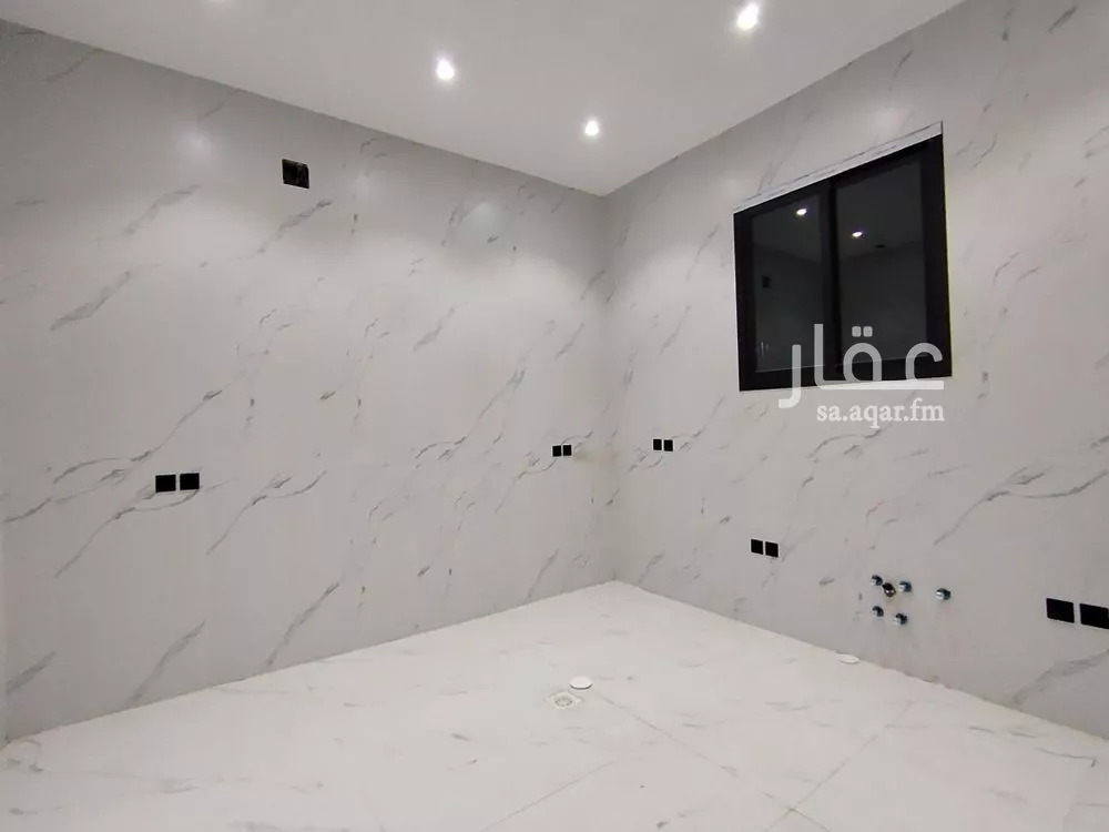 6 bedroom villa in Tuwaiq 6