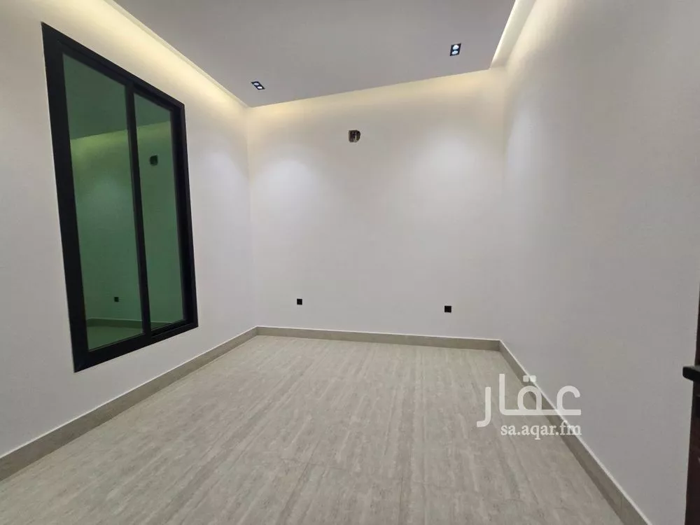فيلا 5 غرف في طويق 7