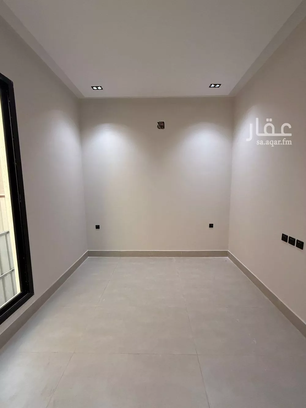 فيلا 7 غرف في العريجاء الغربية 12