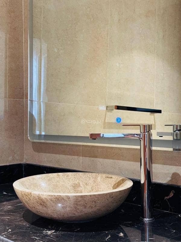 5 bedroom villa in King Khalid International Airport, Riyadh 4