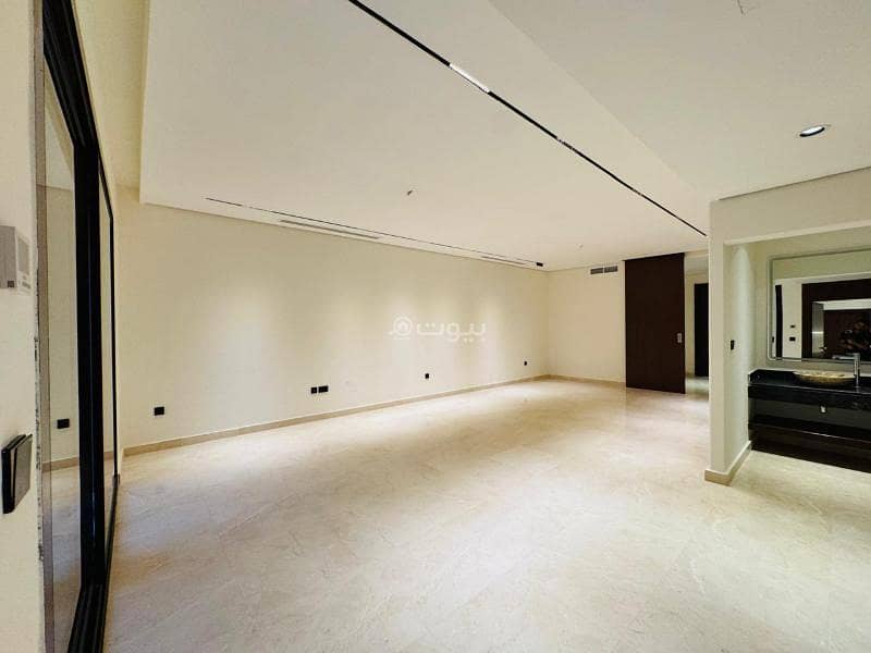 5 bedroom villa in King Khalid International Airport, Riyadh 8