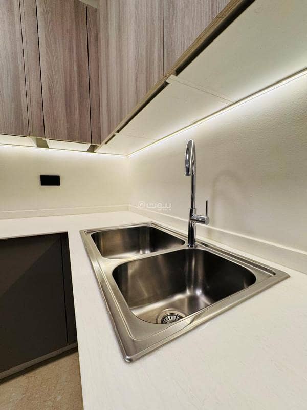 5 bedroom villa in King Khalid International Airport, Riyadh 11