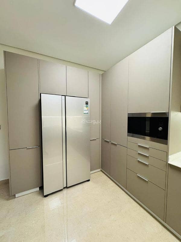 5 bedroom villa in King Khalid International Airport, Riyadh 13