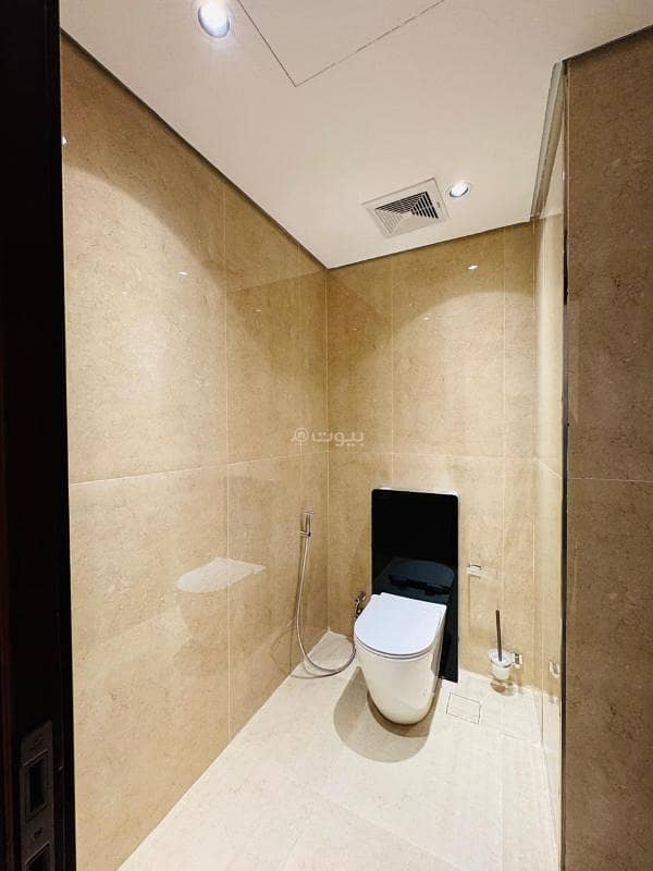 5 bedroom villa in King Khalid International Airport, Riyadh 16